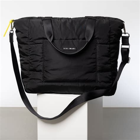 givenchy wickeltasche|More.